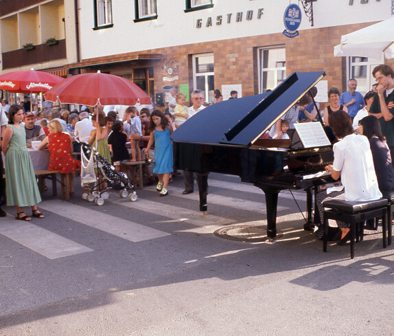 Ein Dorf voll Musik, 7. Juni 1998